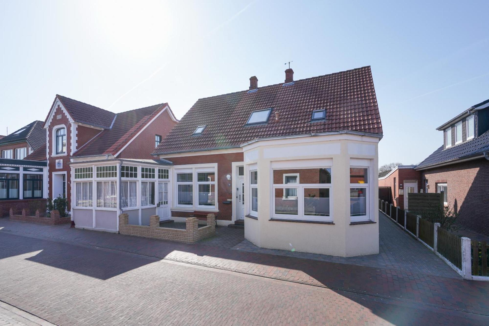 Hotel Windrose Borkum Bagian luar foto