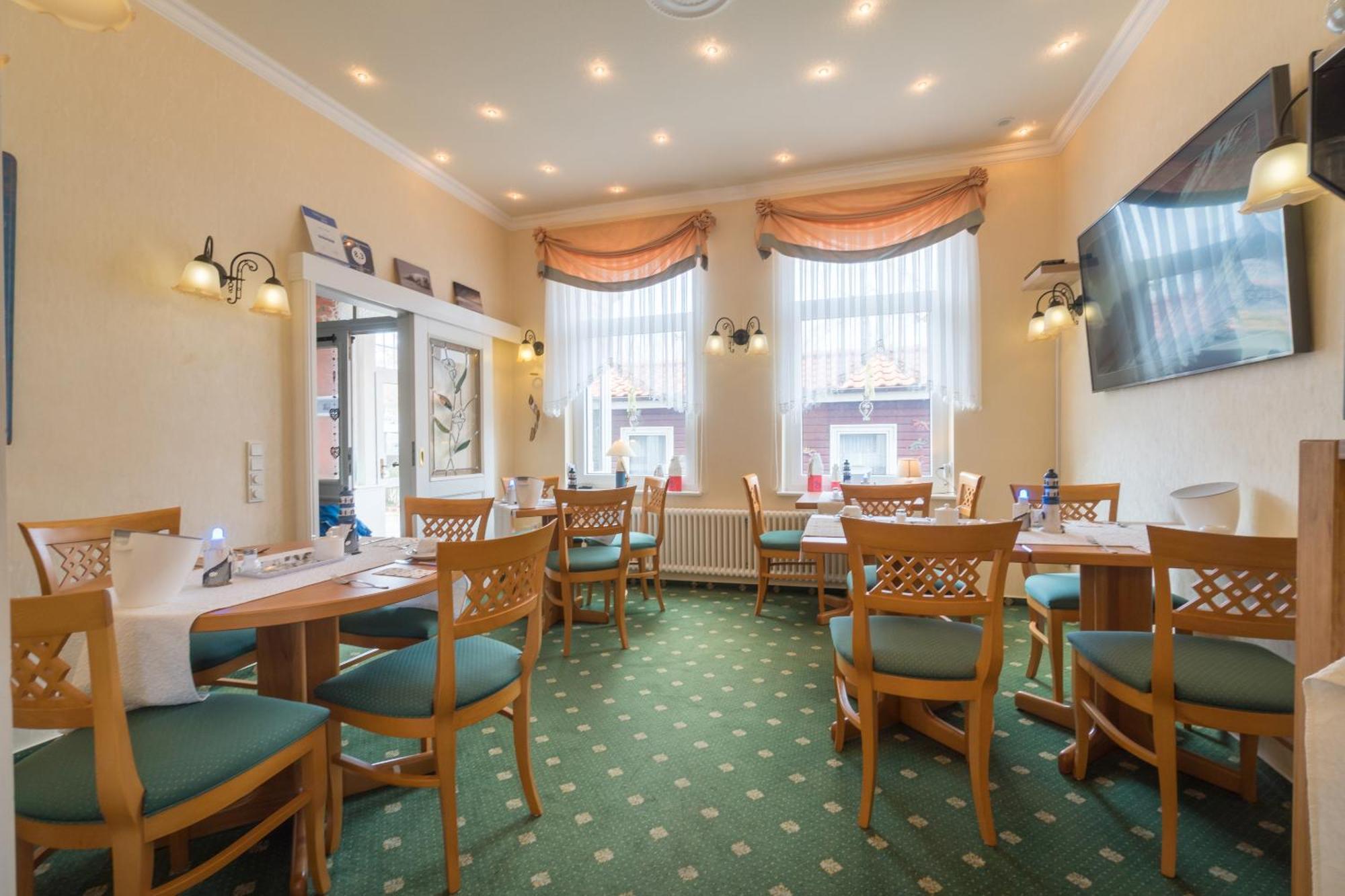 Hotel Windrose Borkum Bagian luar foto